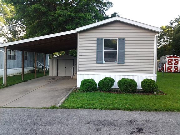 2nd image of 53 Oakwood Dr