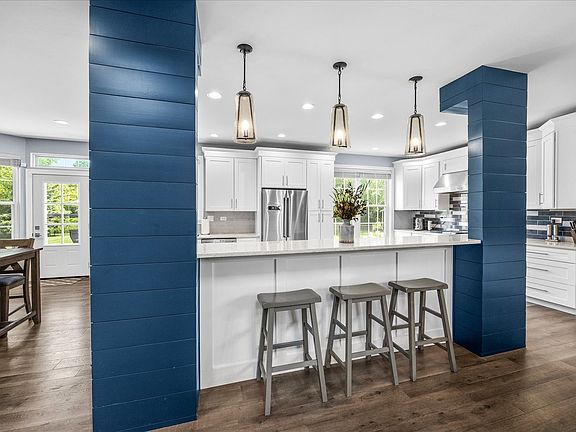 5th image of 2777 McDuffee Cir