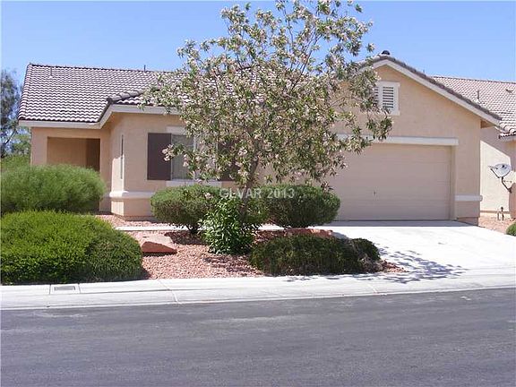 3rd image of 4713 Vincent Hill Ct