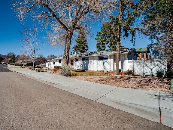 3rd image of 80 Canyon Rd