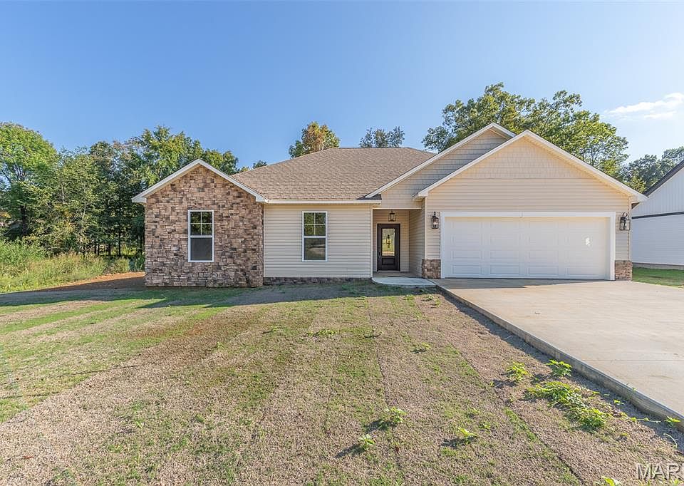 1st image of 3304 Rhett Dr