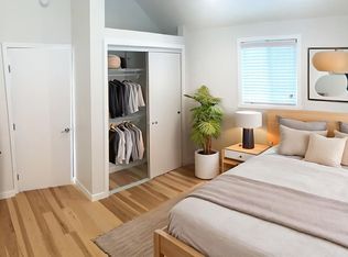 Modern Comfort and Prime Location at 131 S Avenue 55, Los Angeles, Los Angeles, CA 90042