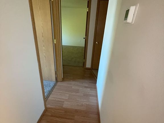 5th image of 517 Western Ave APT 27