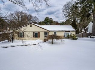 1391 Pond St, Franklin, MA 02038