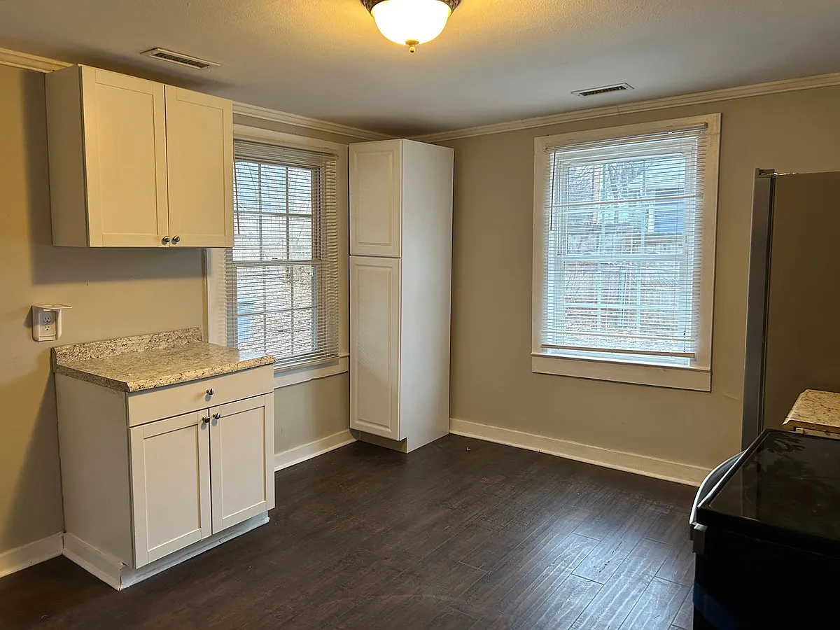 Building Photo - 1509 Pegram St