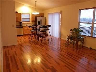 2nd image of 1725 Stewart Dr