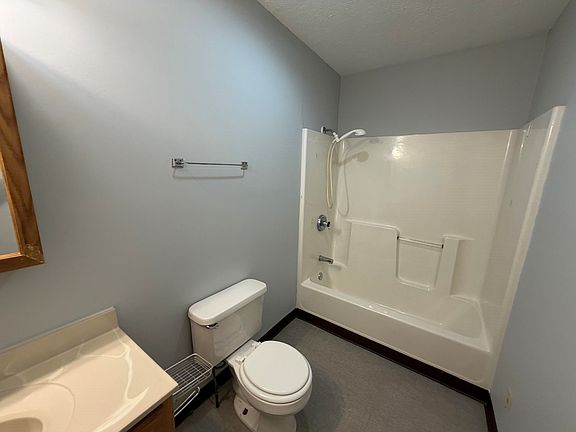 4th image of 1002-6 Glendale Ave