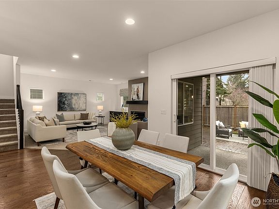 3rd image of 1126 199th Street SE