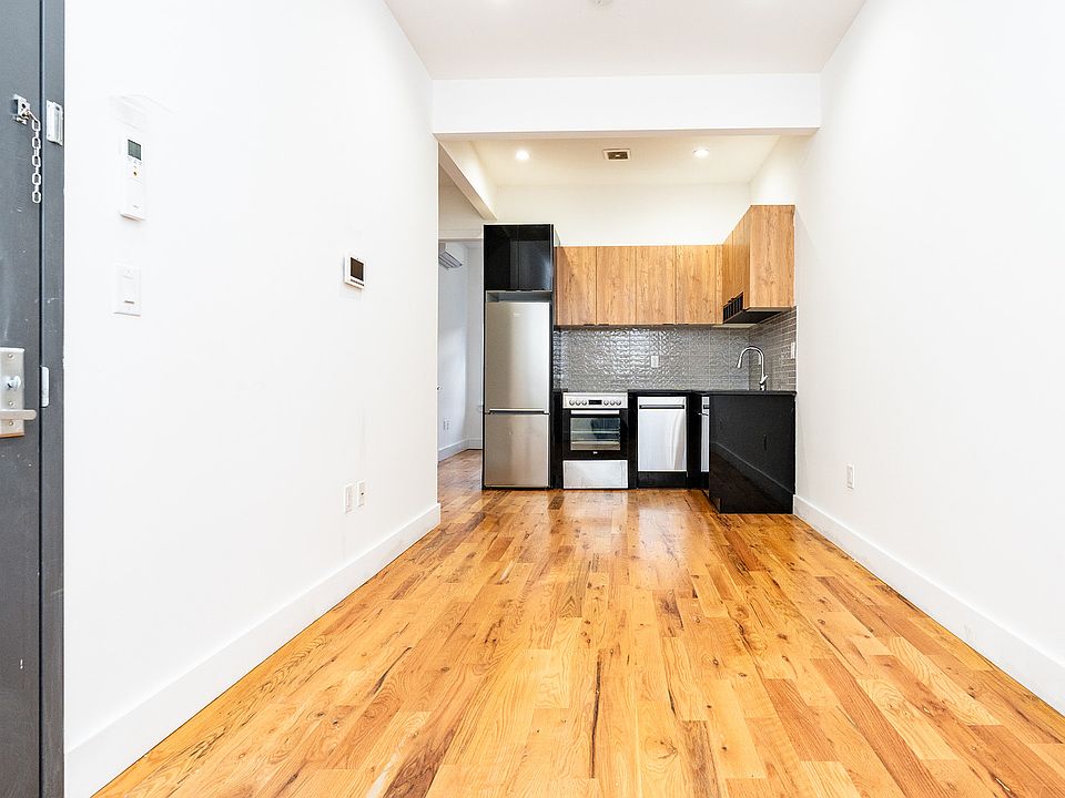 1st image of 257 Hart St #3C