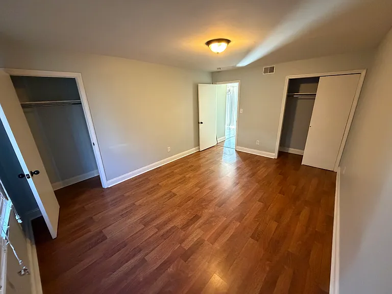 1914 Meadowlark Ln #6 — Photo 1