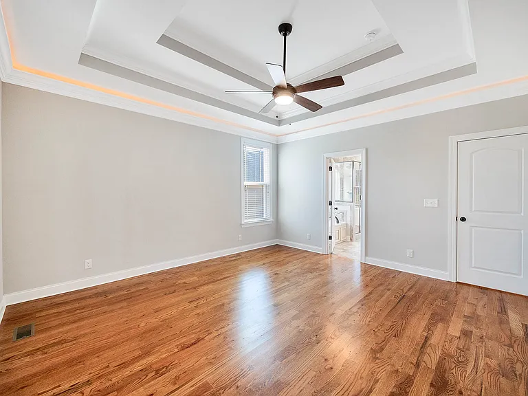 8052 Burgundy Cir — Photo 35