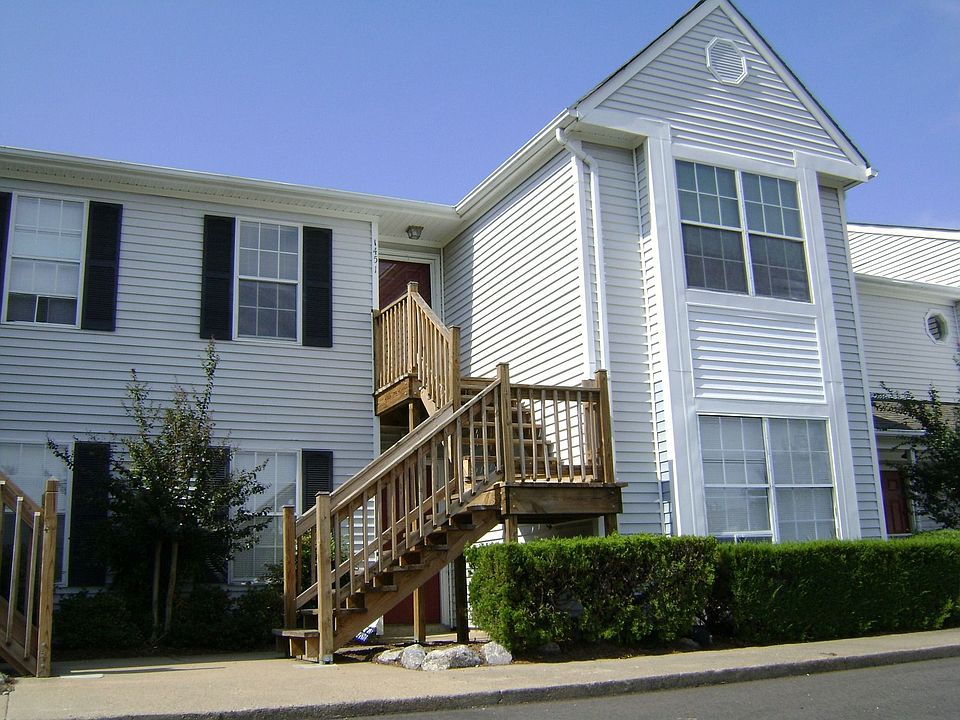 1st image of 1451 Olivewood Ct