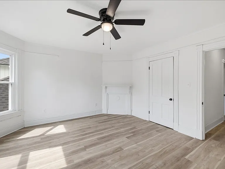 322 Florida Ave — Photo 14