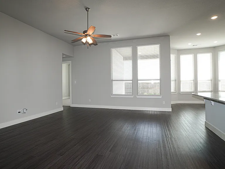 2251 Brookside Dr — Photo 12