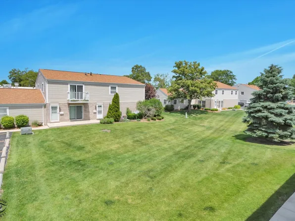 7632 159th Pl #22, Tinley Park, IL 60477