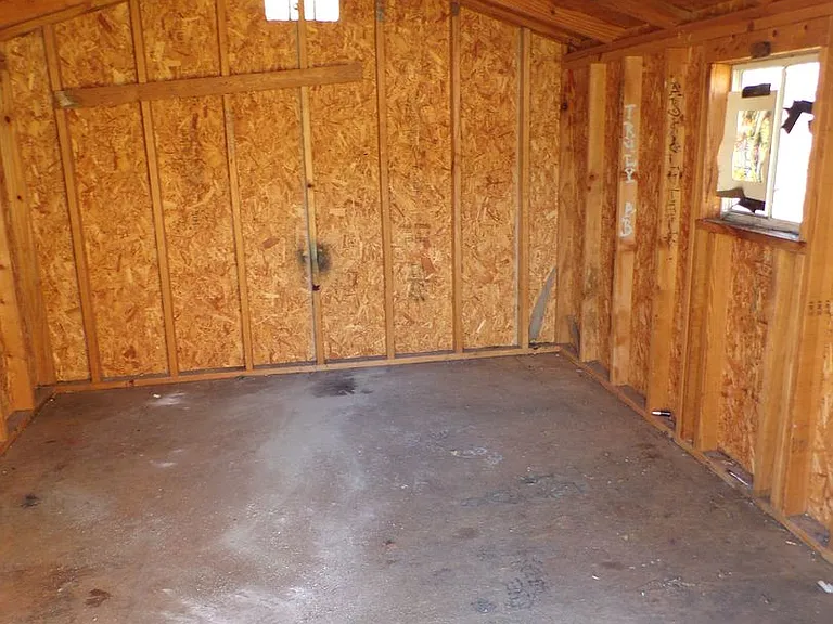 1214 NW Lincoln Ave — Photo 25