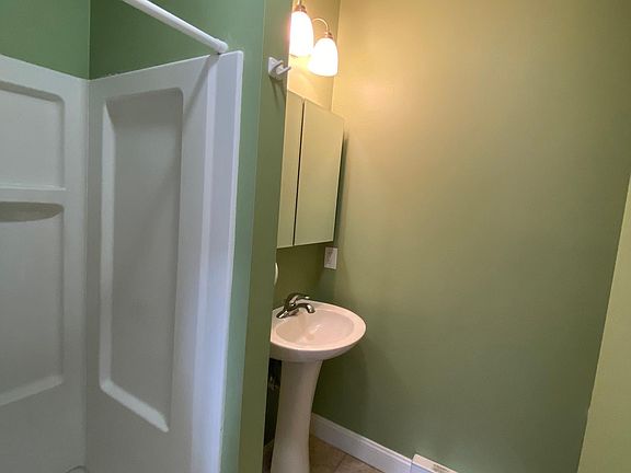 5th image of 79 Ballston Ave Suite 2A