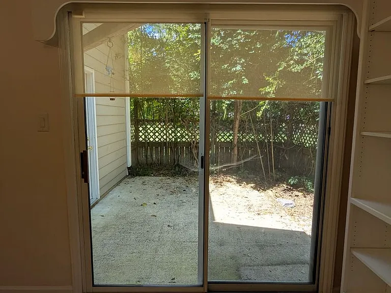 220 Saint Andrews Ln — Photo 27