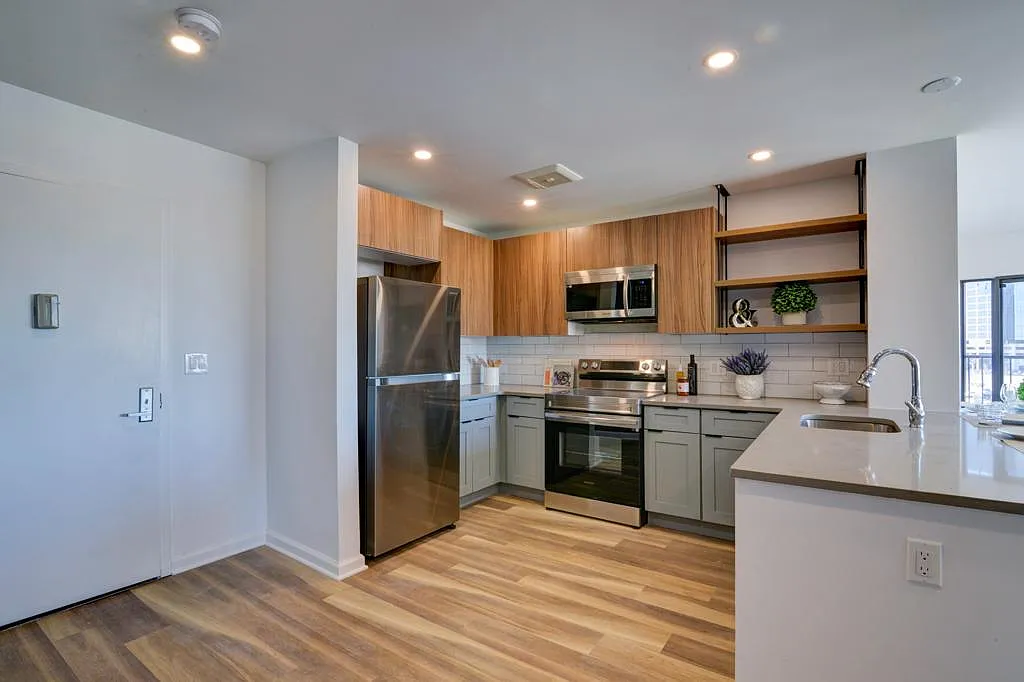 500 Market St — Photo 3