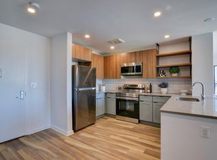 500 Market St #VAR, Newark, NJ 07105