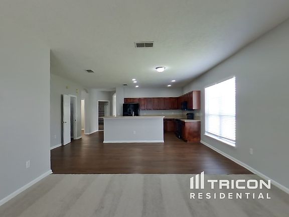 3rd image of 3519 Waterford Oaks Dr