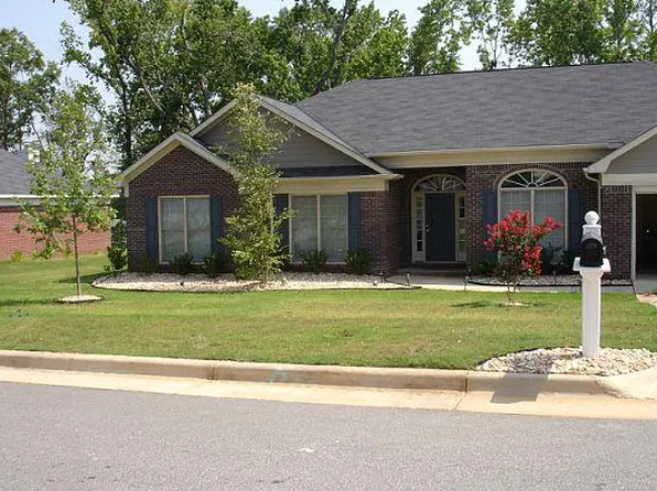 4975 Waterview Dr, Midland, GA 31820
