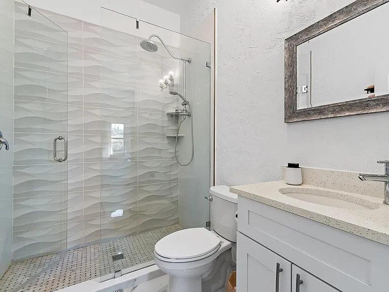 423 Avenida Alegre — Photo 24