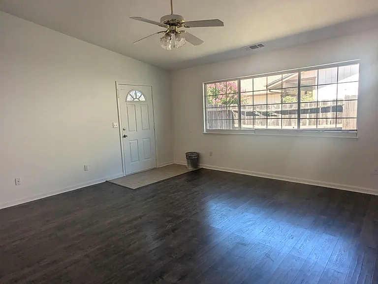 3504 Magnums Way #1 — Photo 2