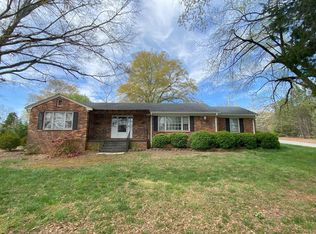 2417 Boiling Springs Rd, Boiling Springs, SC 29316