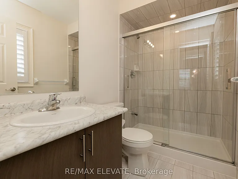 255 McKean Dr N — Photo 29