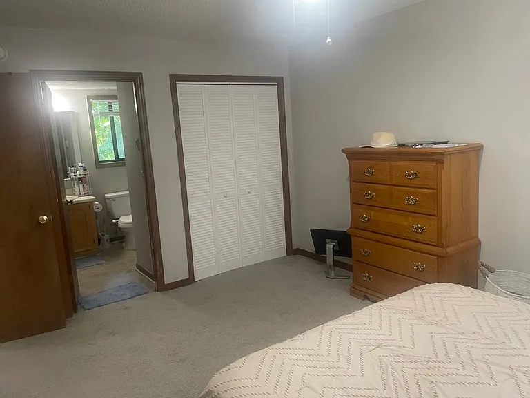 814 Creekside Dr — Photo 7