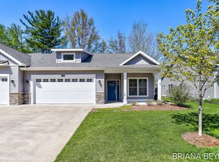 1012 Maplewood Ct, Holland, MI 49423