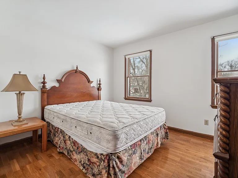 7489 Fitzroy Ct — Photo 28