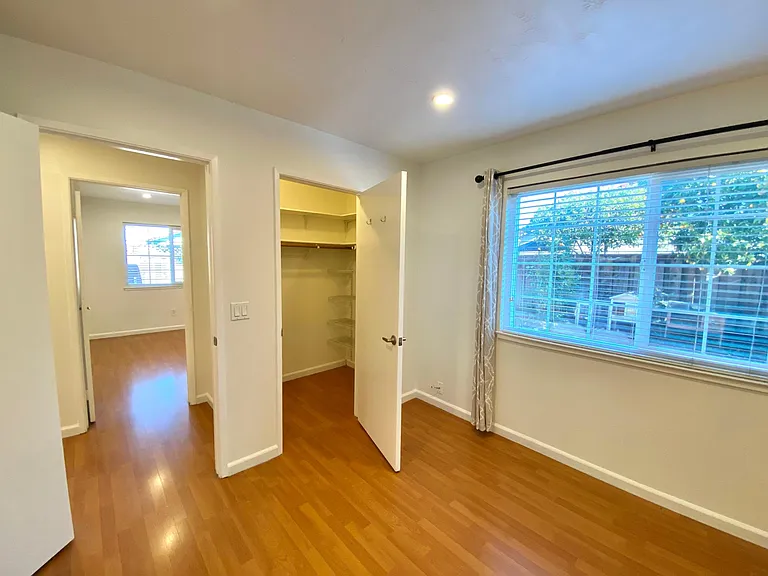 3904 Taubeh Ct — Photo 4