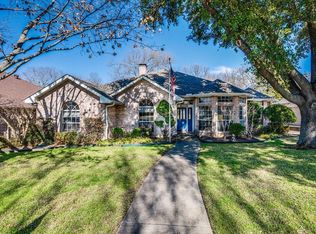 625 Robin Meadow Dr, Desoto, TX 75115