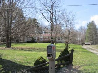 9835 Bryant Rd, Garrettsville, OH 44231
