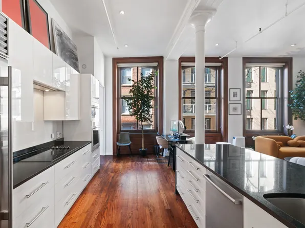 129 Greene Street image 2 of 6