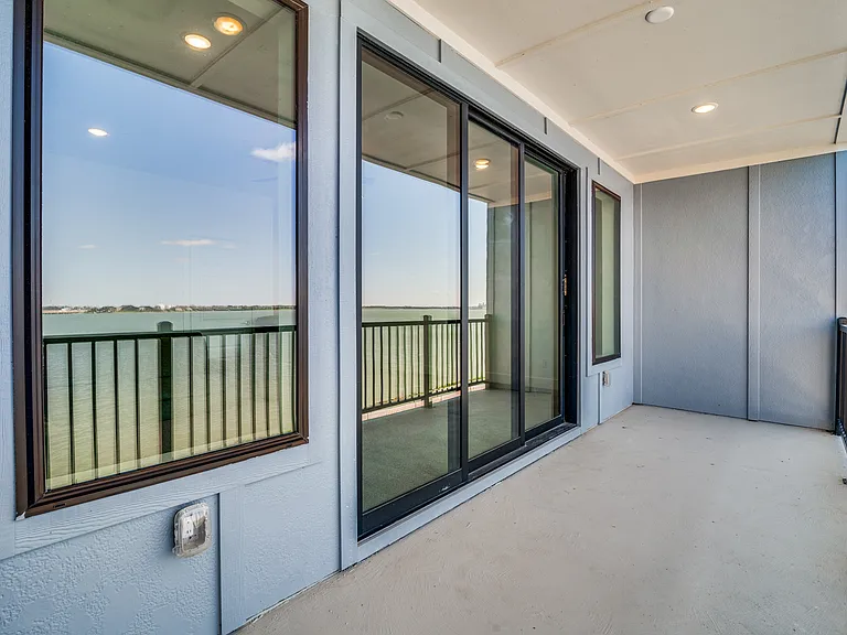 722 Resort Dr — Photo 22