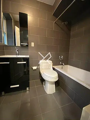 Rented by Yaffa Realty LLC | media 7