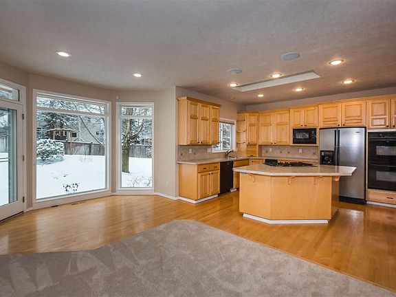 5th image of 6530 S Highland Park Dr