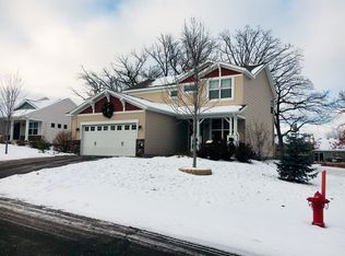 4808 Hamlet Way N, Oakdale, MN 55128