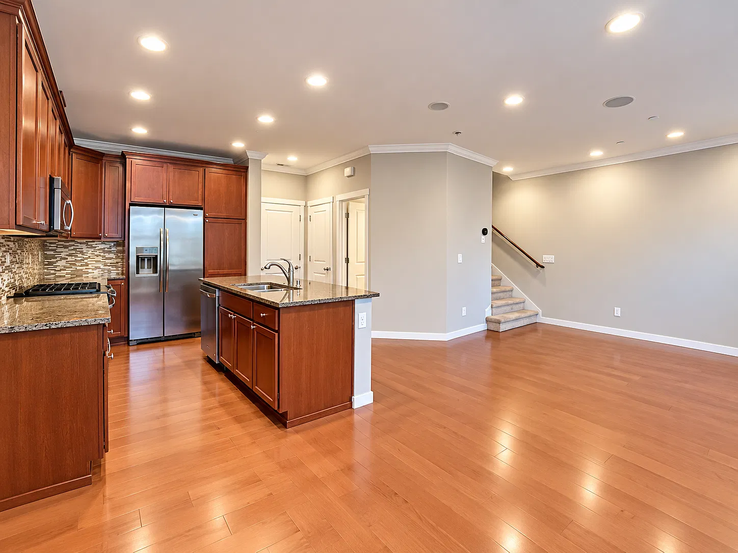 2 bed, 2.5 bath, 1450 sqft, $3,450 — Photo 4