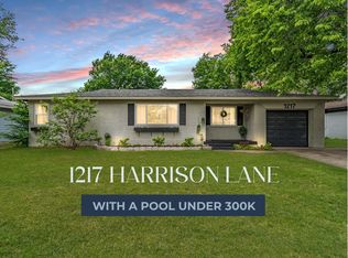 1217 Harrison Ln, Hurst, TX 76053