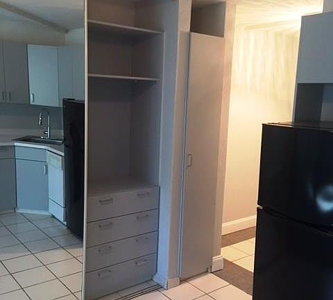 3rd image of 224 E Garden St APT 307