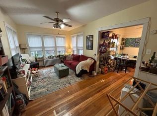 6655 N Newgard Ave APT 1W, Chicago, IL 60626