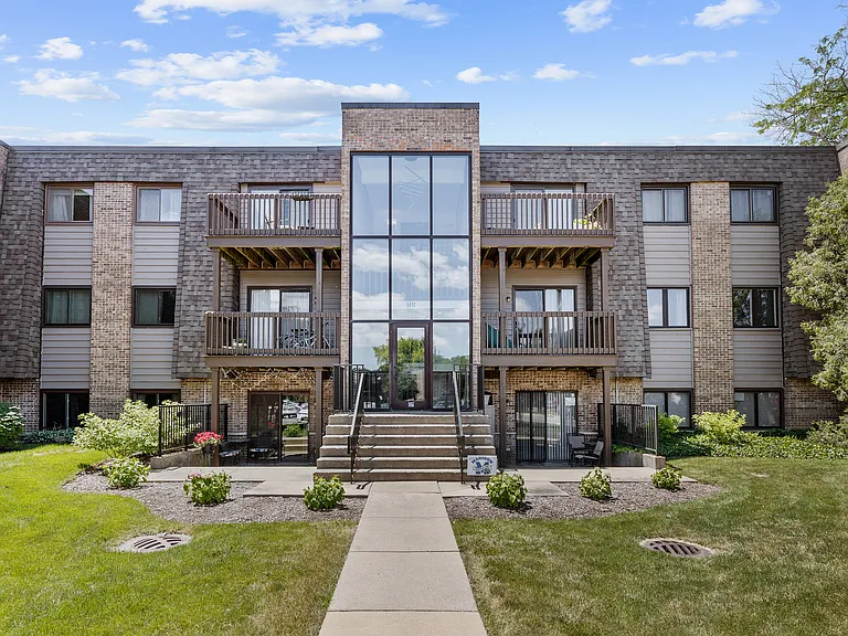 1444 Stonebridge Cir #H3 — Photo 2