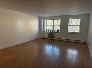 260 Beach 81 St #2K, Far Rockaway, NY 11693