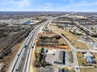 1944 W Pearce Blvd, Wentzville, MO 63385
