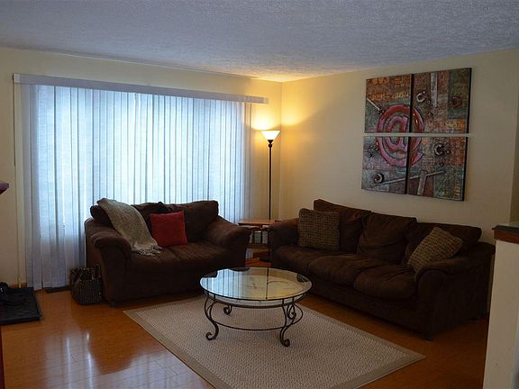 3rd image of 1791 Black Bark Ln