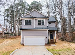 240 Valleybrook Ln, Troutman, NC 28166